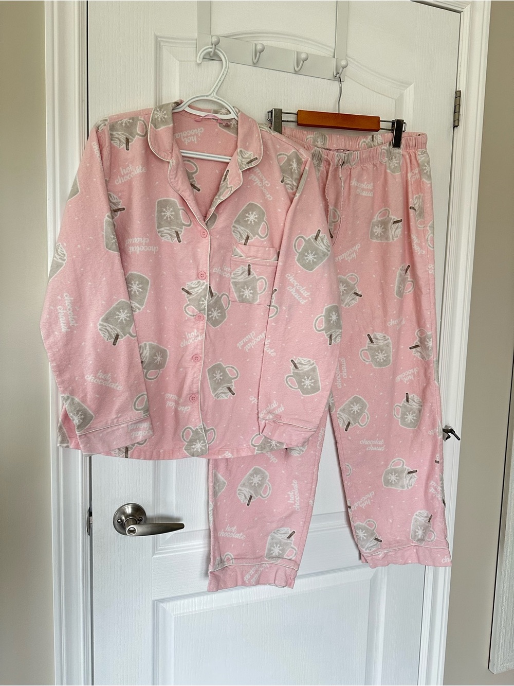 La Vie En Rose Cozy Pink Women's Pajama Set Soft Long-Sleeve Button-Up Flannel L - Picture 2 of 13